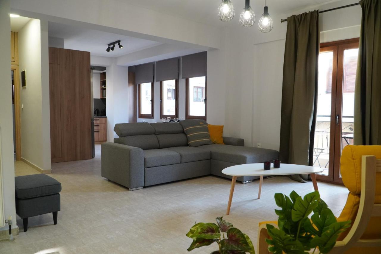 Modern Apartment In Οld Τown Салоніки Екстер'єр фото